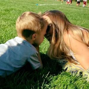 Meet your Posher, Caroline